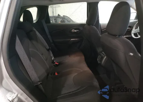 2019 Jeep Cherokee Latitude 4X4 из США, поврежденный, VIN 1C4PJMCB3KD459969